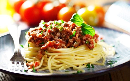 beef bolognese with pasta as a high protein source